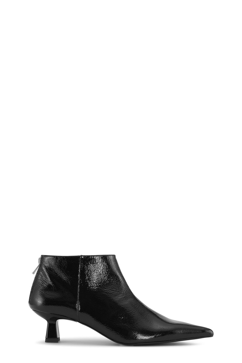 Ganni Soft Pointy Crop Naplack Stiefel Schwarz | DAYNQ8531